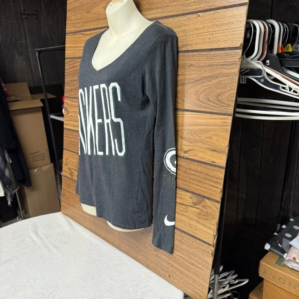 Nike Women's Gray Packers Long Sleeve Tee size small athletic cut